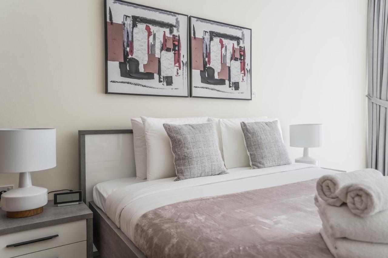 Higuests - Luxury Apartment In The Iconic Park Towers ดูไบ ภายนอก รูปภาพ