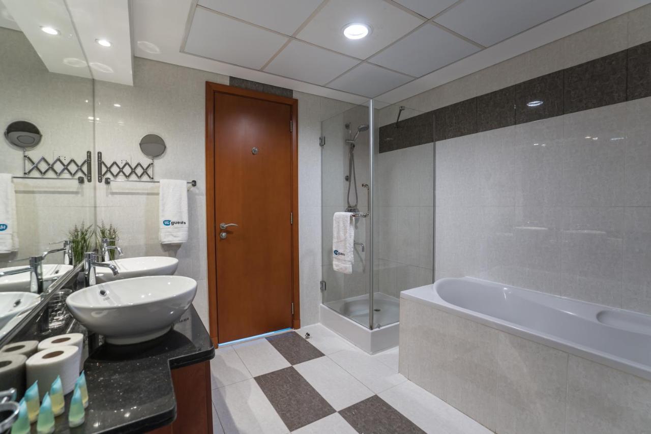 Higuests - Luxury Apartment In The Iconic Park Towers ดูไบ ภายนอก รูปภาพ